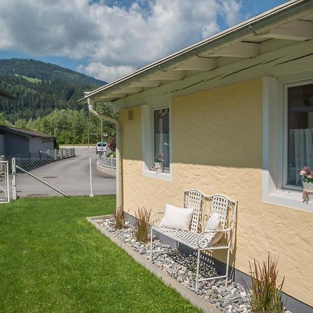 Haus Niederreiter Apartment Бишофсхофен Екстериор снимка